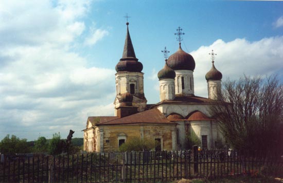 Успенский собор в с. Иваниши