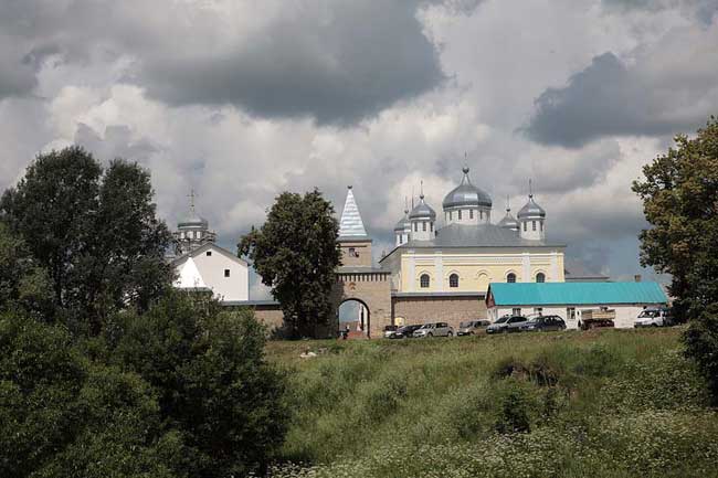 Свято-Георгиевский Мещовский мужской монастырь