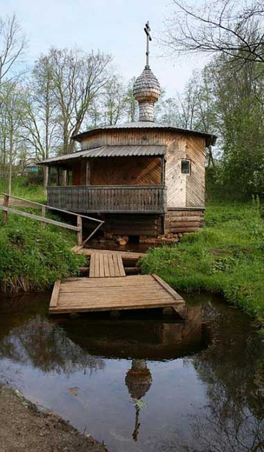 Часовня-купальня Феодора Ушакова в с. Молочково