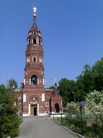 Монастырь. Вид от центральных ворот