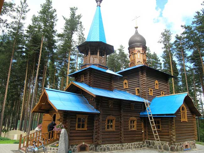 Храм Коневской иконы Божией Матери в пос. Саперное Храм Коневской иконы Божией Матери в пос. Саперное