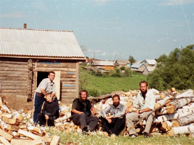 Перед русско-мордовской баней Перед русско-мордовской баней