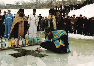 Освящение воды в реке Оке на Крещение Освящение воды в реке Оке на Крещение