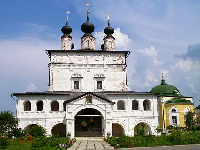 Свято-Троицкий Белопесоцкий монастырь