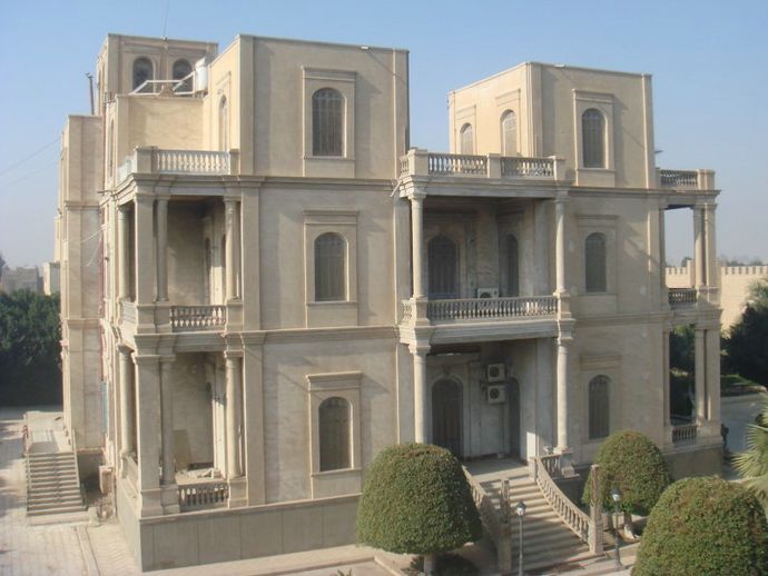 Дом приемов. Монастырь Эль Мухарраке