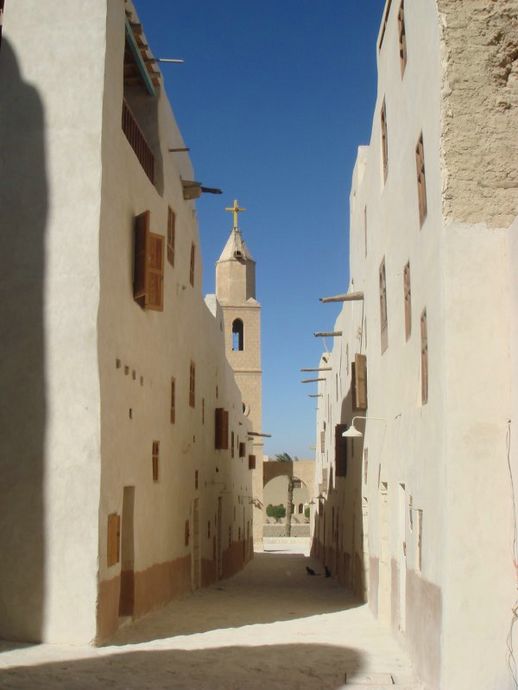 Братские кельи. Монастырь Антония Великого Братские кельи. Монастырь Антония Великого