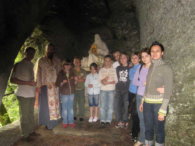 Паломничество к пещерам св. Ремакля в Арденнах Паломничество к пещерам св. Ремакля в Арденнах