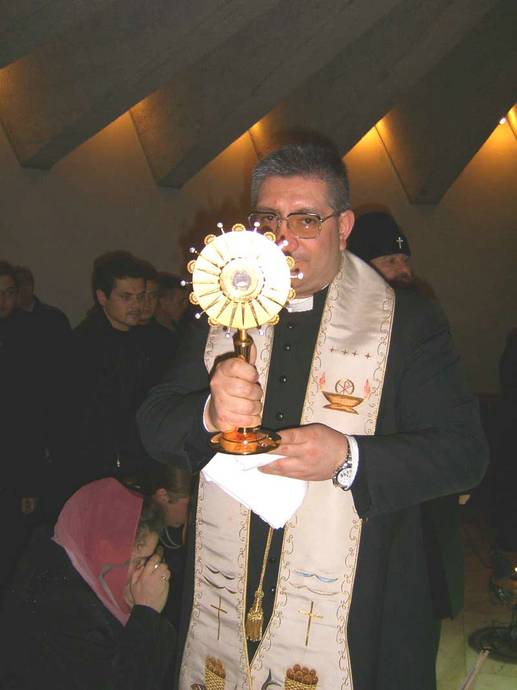 Поклонение мощам св. Апостола Фомы в г. Ортона Поклонение мощам св. Апостола Фомы в г. Ортона