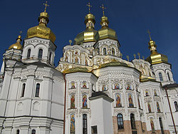 Успенский храм Киево-Печерской лавры. Фото Инны Стромиловой Успенский храм Киево-Печерской лавры. Фото Инны Стромиловой