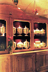 Мироточивые главы Мироточивые главы