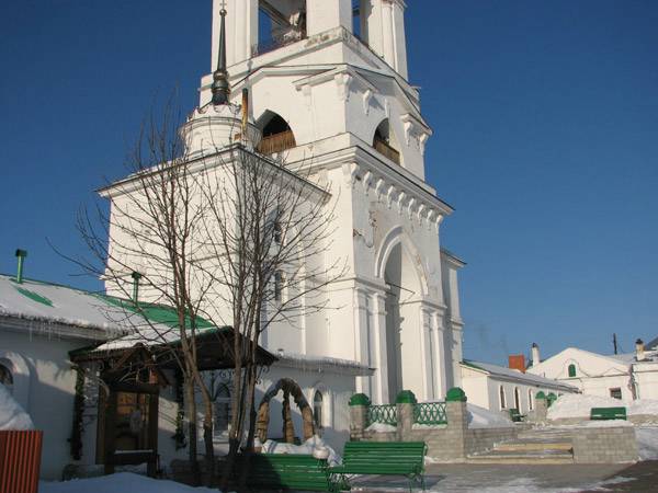 Колокольня